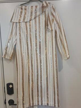 EY Boutique White & Gold Sequin Stripe Women's Dress